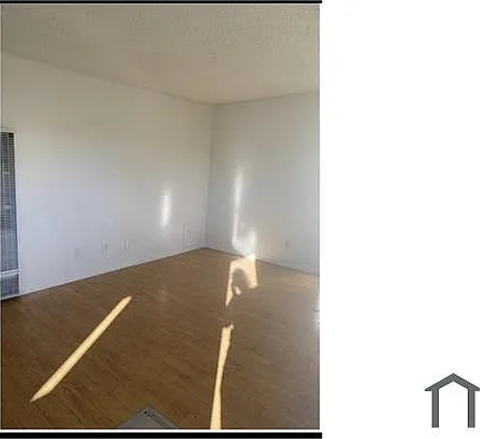 558 N Alexandria Ave #8 — Photo 12