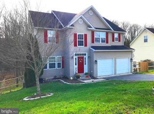 561 Aztec Dr, Martinsburg, WV 25405