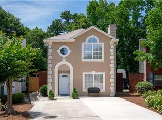 3945 Oak Glenn Dr, Duluth, GA 30096