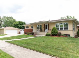 10101 Buell Ct, Oak Lawn, IL 60453