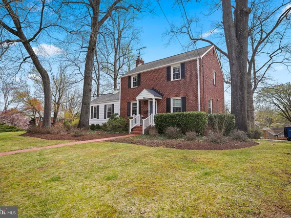 322 Penwood Rd, Silver Spring, MD 20901