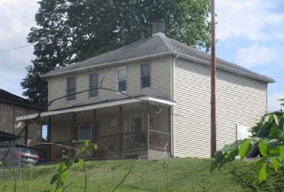 2nd image of 52 Van Voorhis Ln
