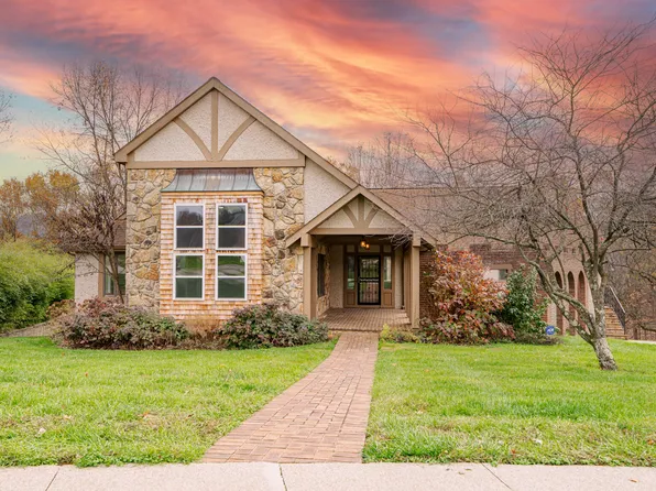 183 Blueridge Dr, Frankfort, KY 40601