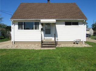 5724 Doris Dr, Brookpark, OH 44142