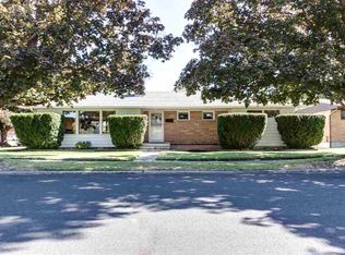 4518 N Windsor Dr, Spokane, WA 99205