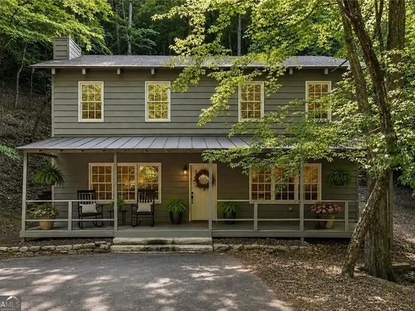 202 Buckskull Hollow Dr, Jasper, GA 30143