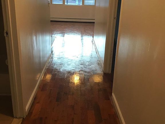 2nd image of 1327 McBride St #2