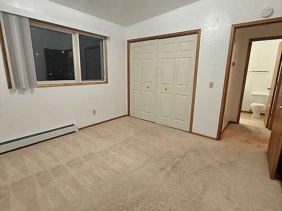 3rd image of 929 W 12th Ave APT 1