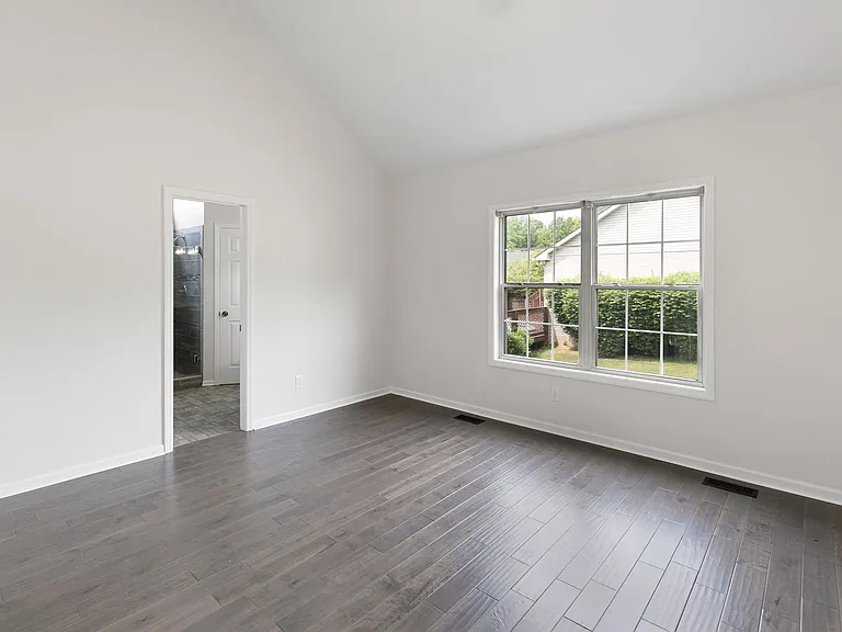8001 Anna Ct — Photo 33