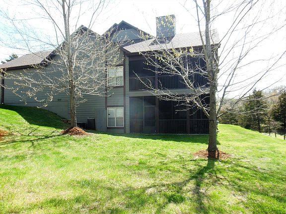 4th image of 1221 Golf Dr
