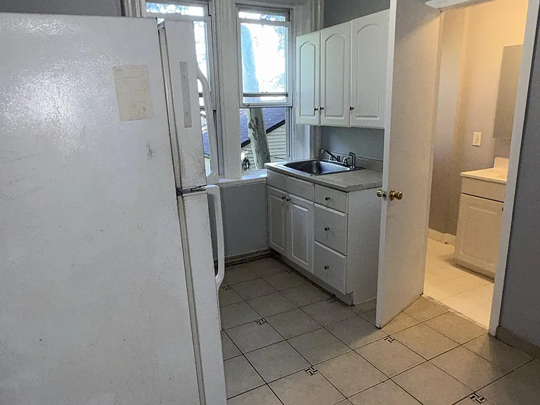 373 Fairmount Ave — Photo 21