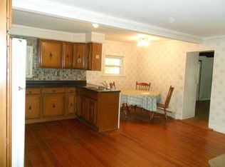 65 Valley Rd, Hampton, NJ 08827