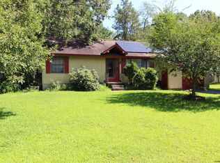 29 Jones Rd, Saratoga Springs, NY 12866