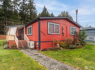 6589 Capricorn Ln NE, Bremerton, WA 98311