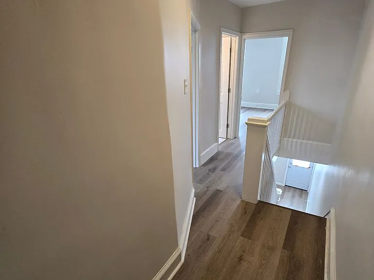 1302 N Farson St — Photo 10
