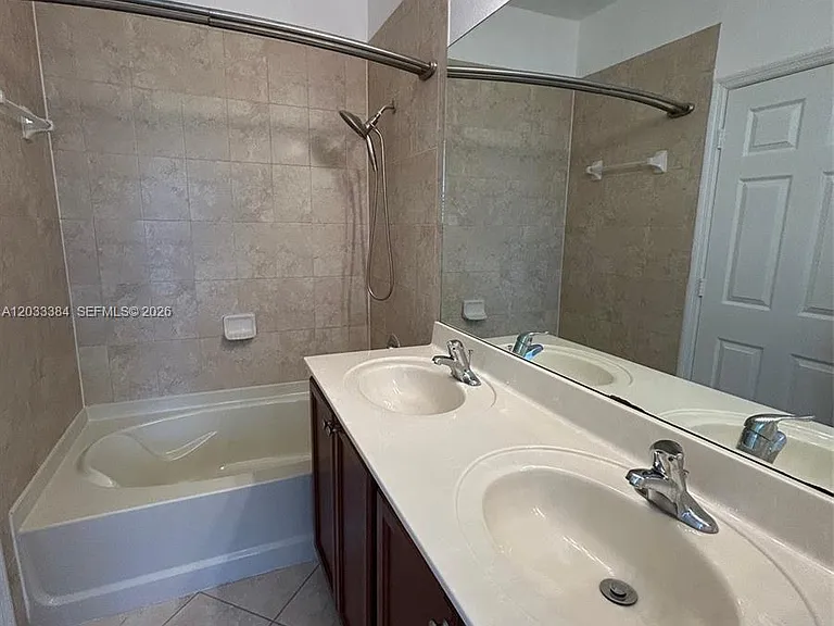11503 NW 89th St #206 — Photo 17