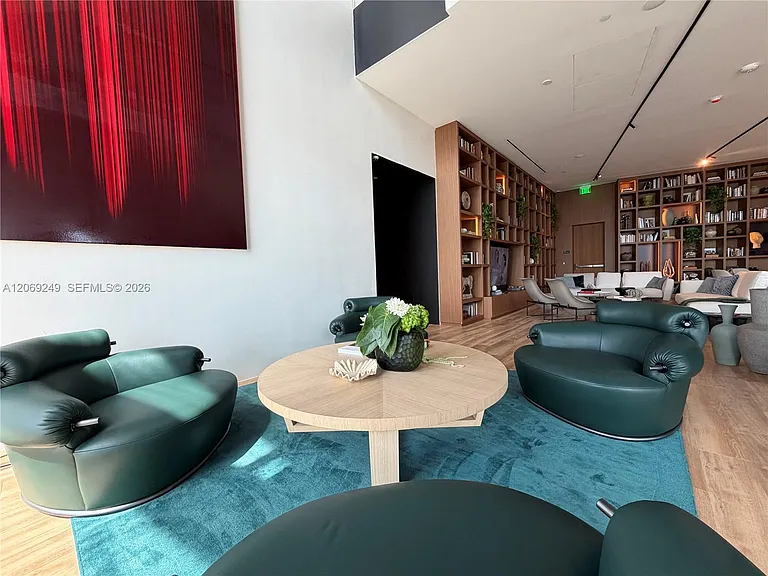 1400 Biscayne Blvd #1807 — Photo 41