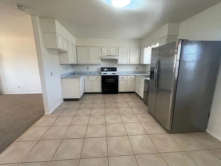 154 S Los Pinos Dr — Photo 11