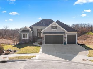 5718 Russet Rd, Parkville, MO 64152