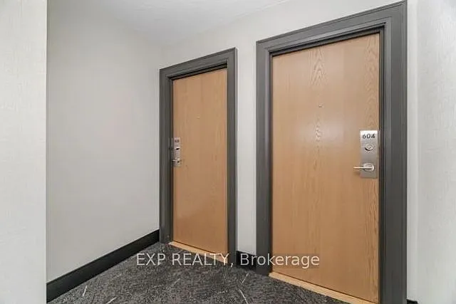 150 Charlton Ave E #608 — Photo 4