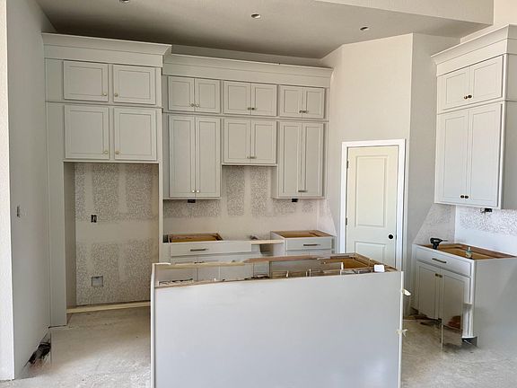 3rd image of 458 Silver Moon Way
