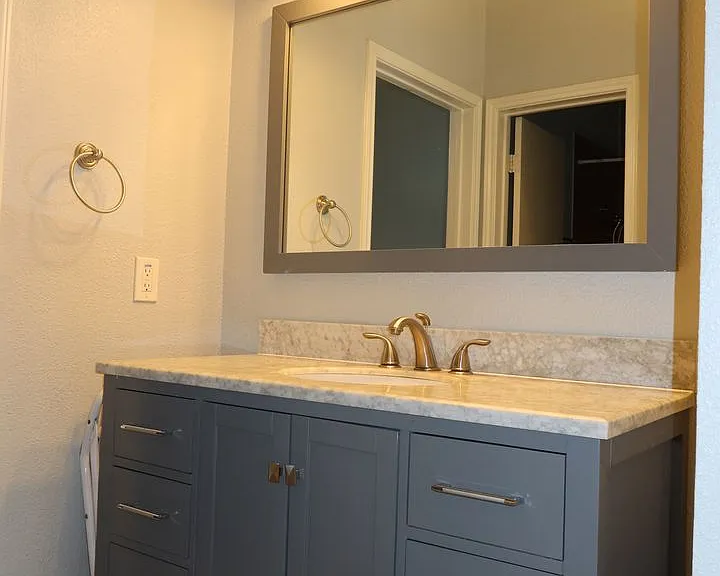 2802 Nueces St #306 — Photo 8