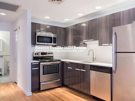 100 Jersey St. #302 Boston - Fenway Unit Photo 1