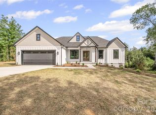1132 Reba Ln, Kannapolis, NC 28081
