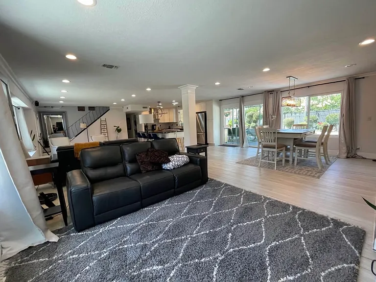 2716 Del Oro Ct — Photo 2