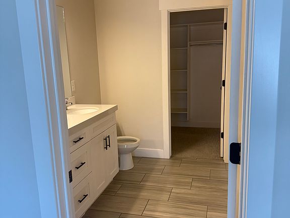 4th image of 2762 W Lacewood Dr