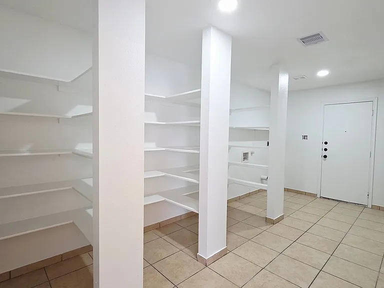 402 Empresario Dr — Photo 12