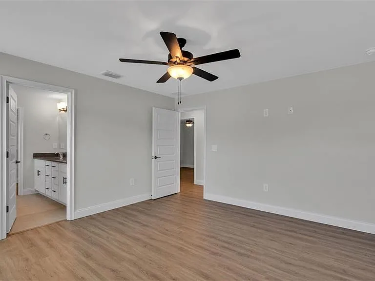 1246 Dorothy St — Photo 18