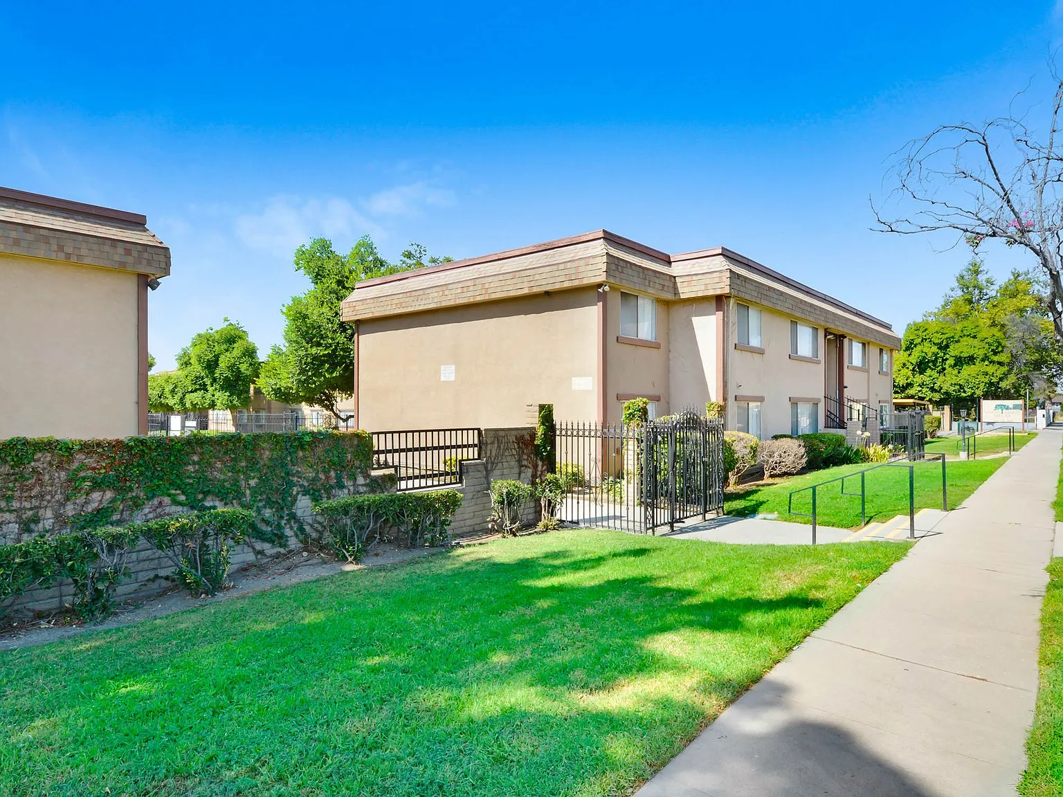 Wood Ridge Villas — Photo 3