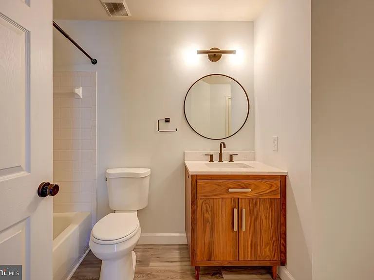 8905 Stone Creek Pl #102 — Photo 16