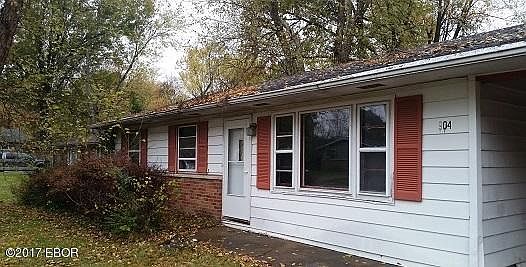 1st image of 904 E Cindy St