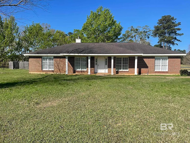 35405 Pine Rd S — Photo 1
