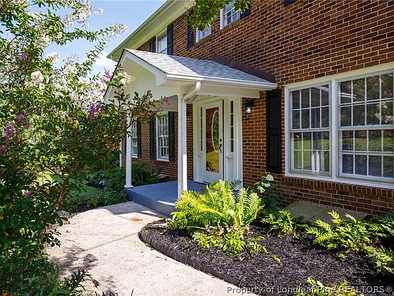 3rd image of 2419 Morganton Rd