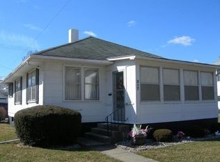 317 N Riverside Dr, Winamac, IN 46996