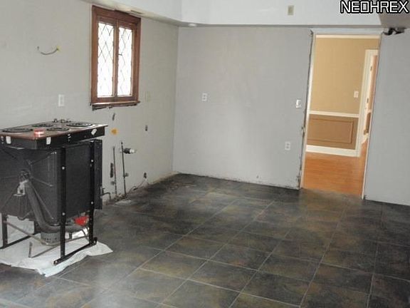 4th image of 103 Withers Dr