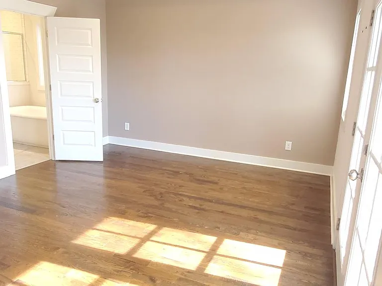 Large rear bedroom