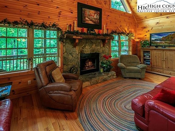3rd image of 555 Cherry Springs Lane
