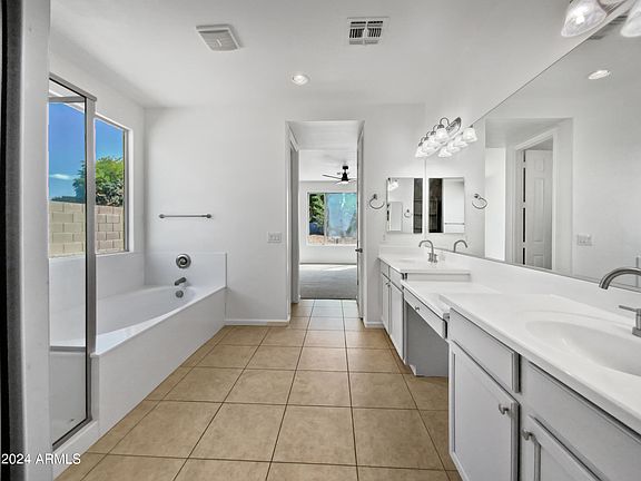 5th image of 41355 N ELIANA Drive