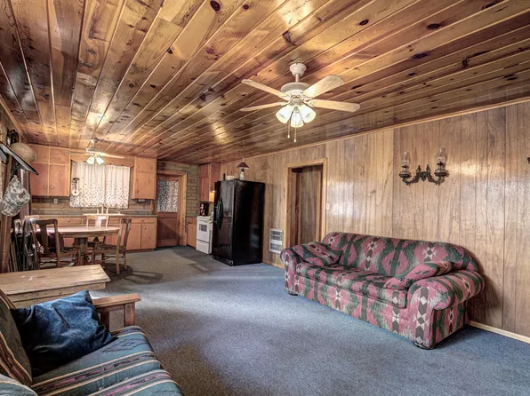 6413 W Barton Dr, Pine, AZ 85544