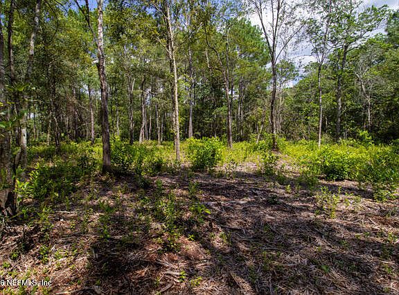 3rd image of 4410 LORI LOOP Road