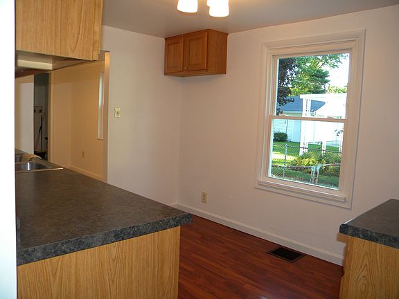 4th image of 217 Hypathia Ave