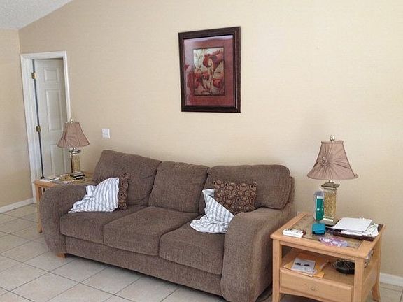 4th image of 13 Lucas Ln