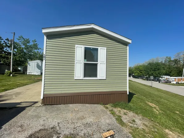 101 Redbud Ln #101, Salem, IN 47167
