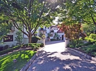 3 Pinehurst Ln, Cincinnati, OH 45208