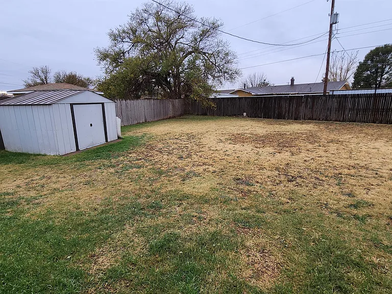 128 Cooper Ct — Photo 37