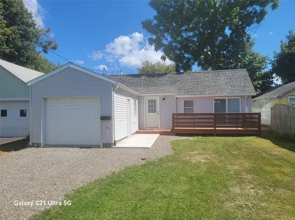 105 West St, Johnson City, NY 13790